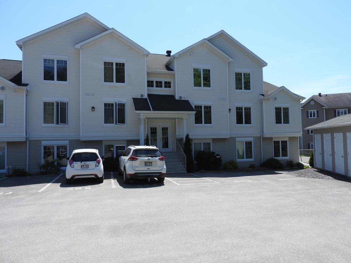 Condo Entre Ville/Nature Magog Zewnętrze zdjęcie